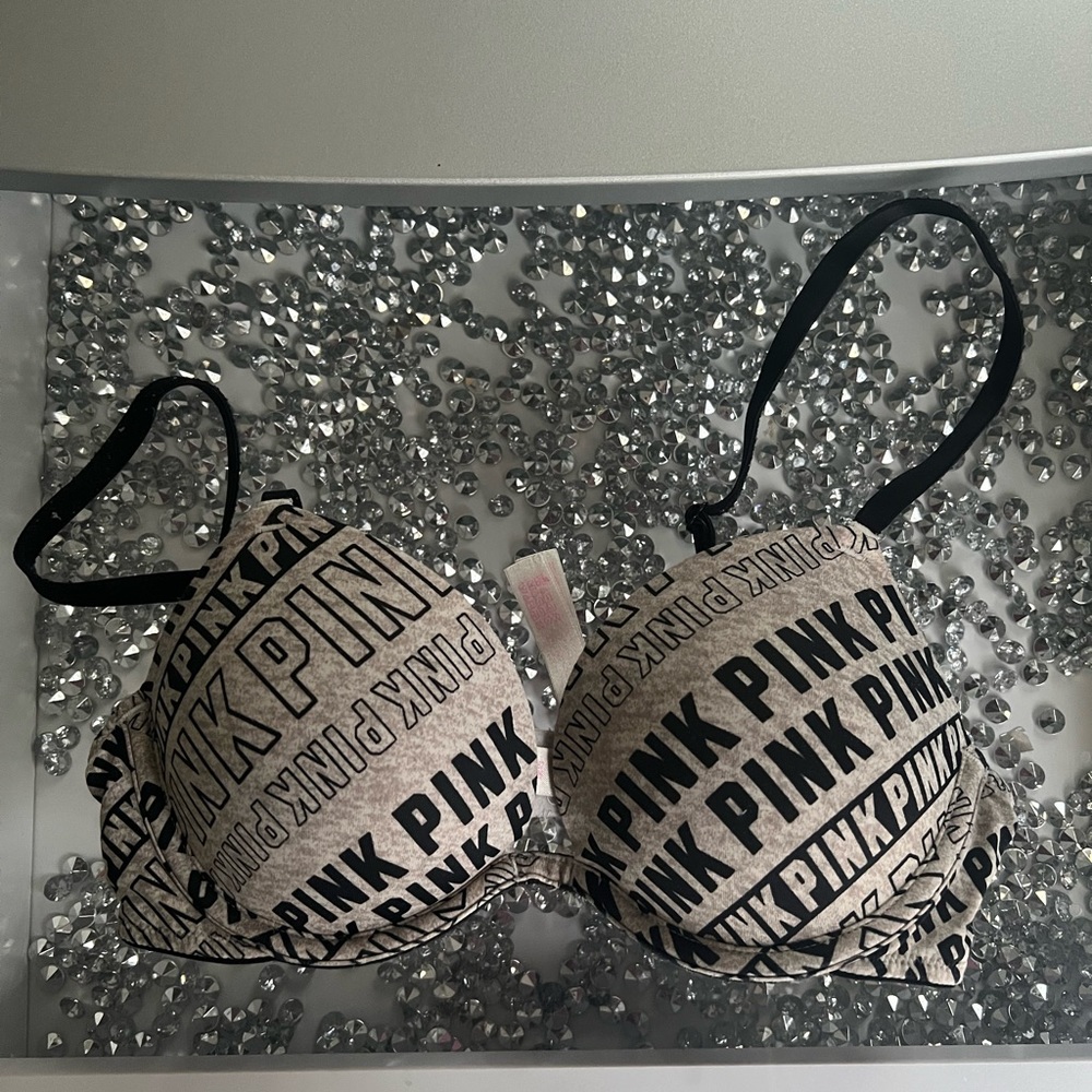 Victoria’s secret PINK 32b push up bra